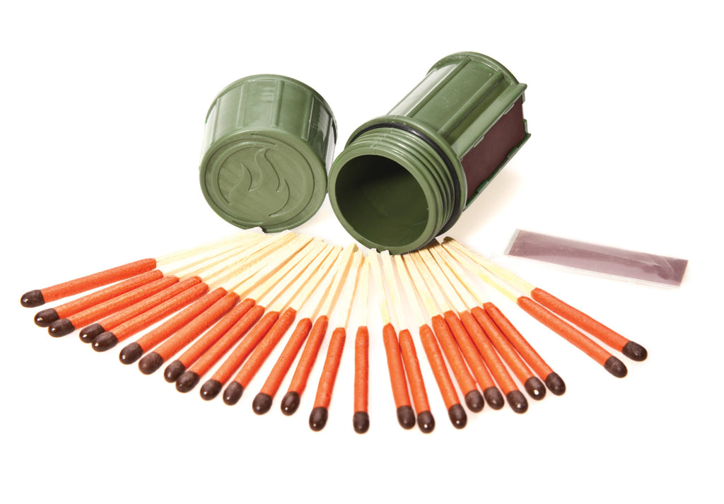 UCO Stormproof Match Kit with Waterproof Case, 25 Stormproof Matches and 3 Strikers - Dark Green